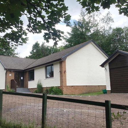 On Route 74 Cycle Route - Glencaple Manse, Crawfordアパートメント エクステリア 写真